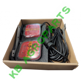 SET DOUA LAMPI SPATE LED 1027